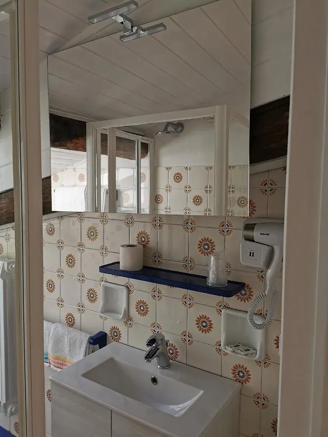 Bed&Breakfast Al Marinaio Gargnano Affittacamere