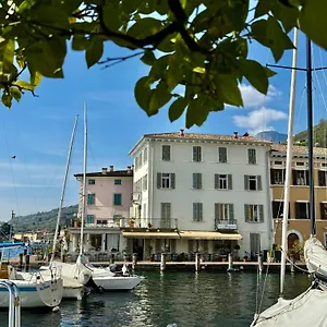 Albergo Gargnano Hotel